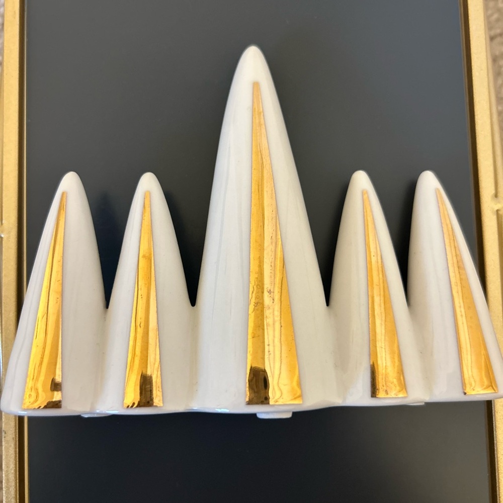 Ring holder - Picture 2 of 8